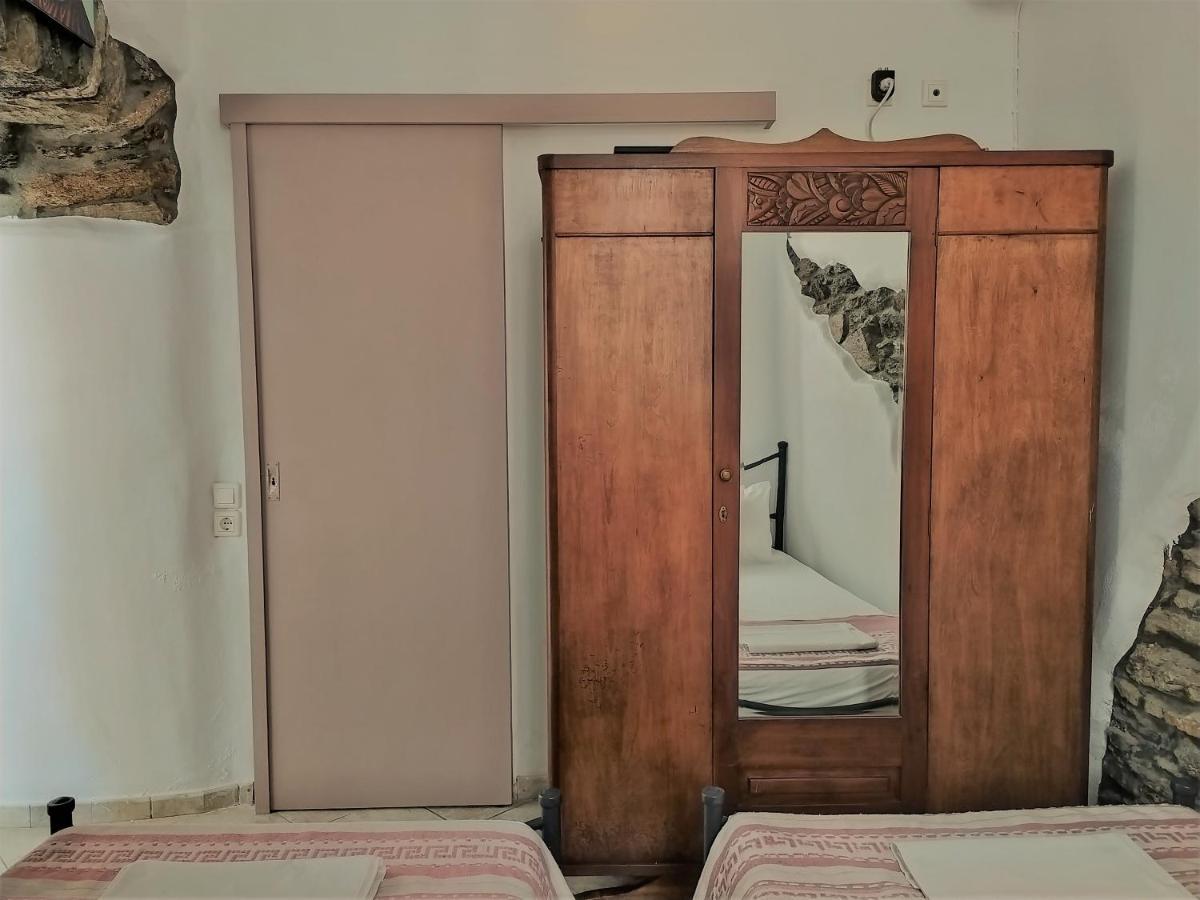 Pallada Rooms Tinos Exterior photo