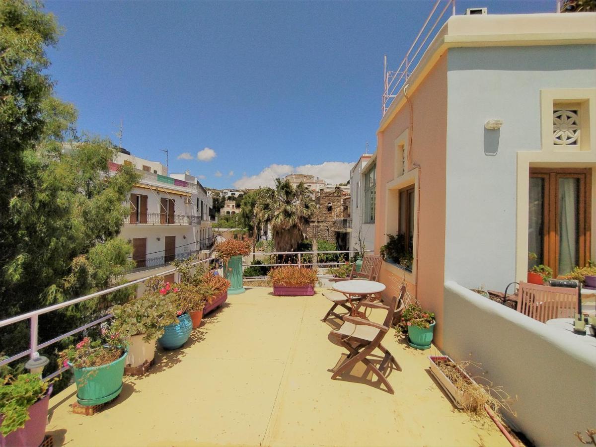 Pallada Rooms Tinos Exterior photo