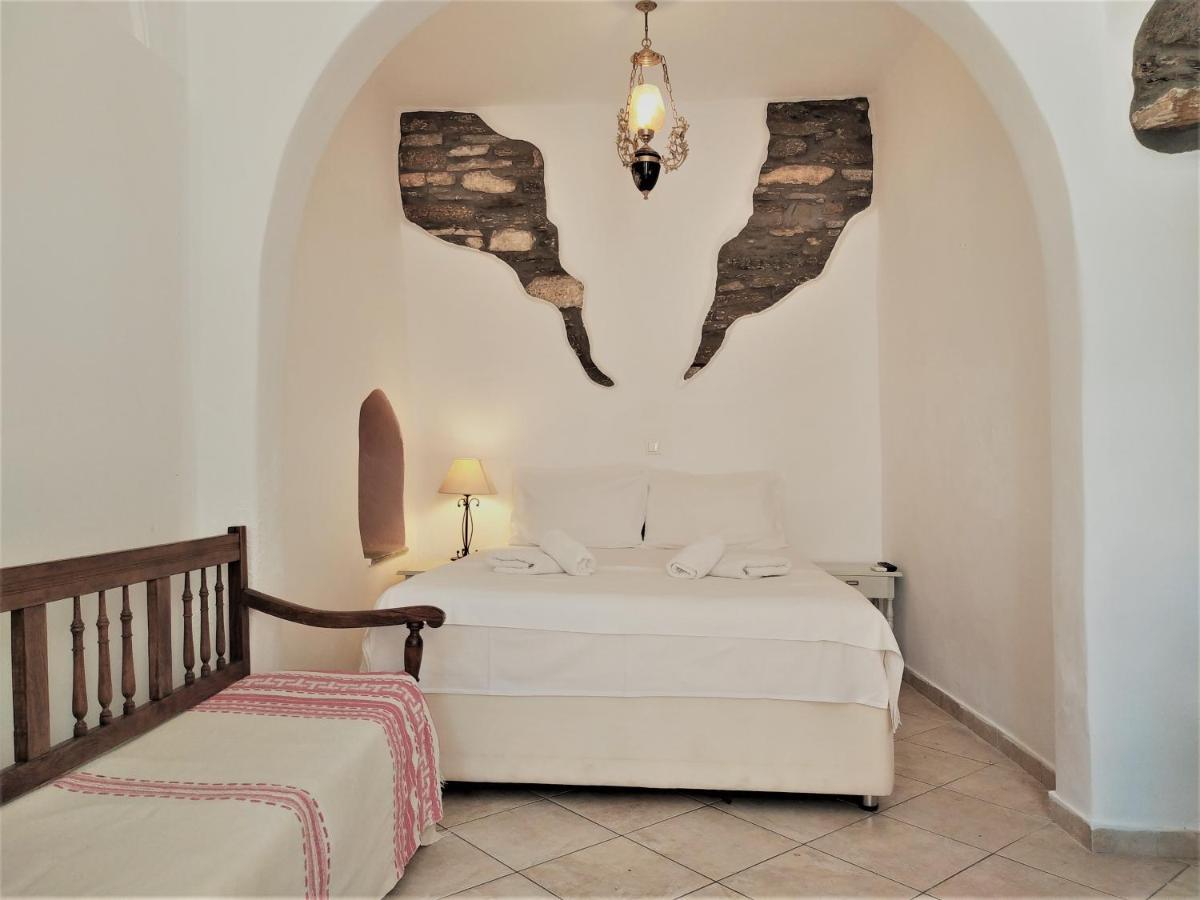 Pallada Rooms Tinos Exterior photo