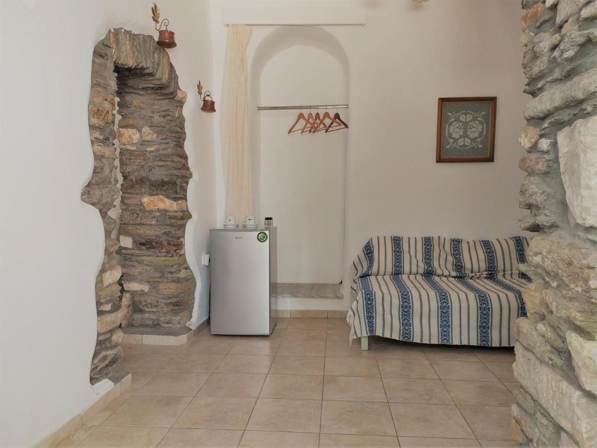 Pallada Rooms Tinos Exterior photo