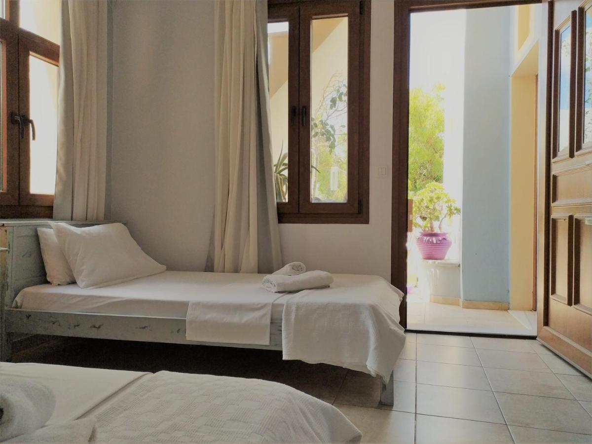 Pallada Rooms Tinos Exterior photo
