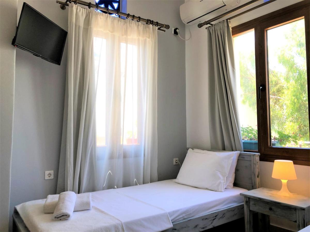 Pallada Rooms Tinos Exterior photo
